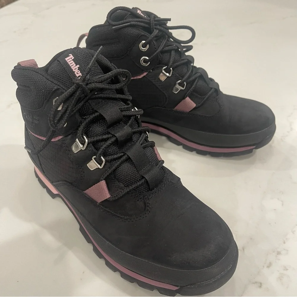 Like NEW! Timberland Women's Black and Pink Athletic Waterproof Boots - Picture 13 of 14